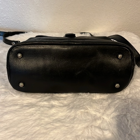 Patricia Nash large embossed leather crossbody purse - Picture 8 of 10